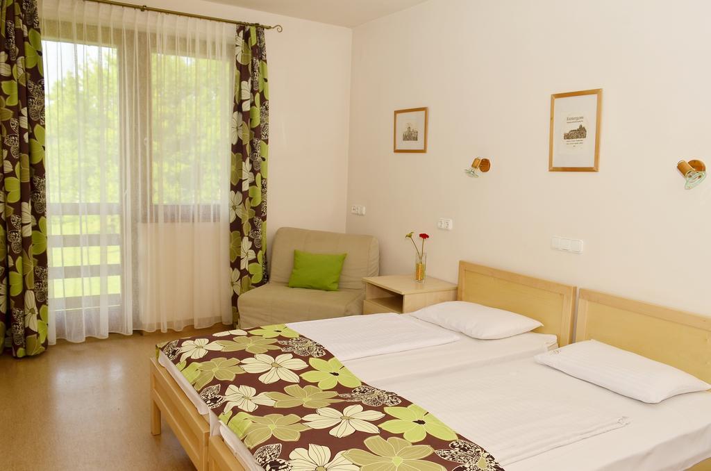 Grante Motel Esztergom Zimmer foto